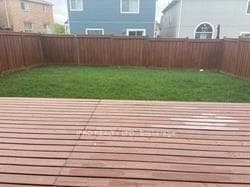 425 Tansley Street photo 11