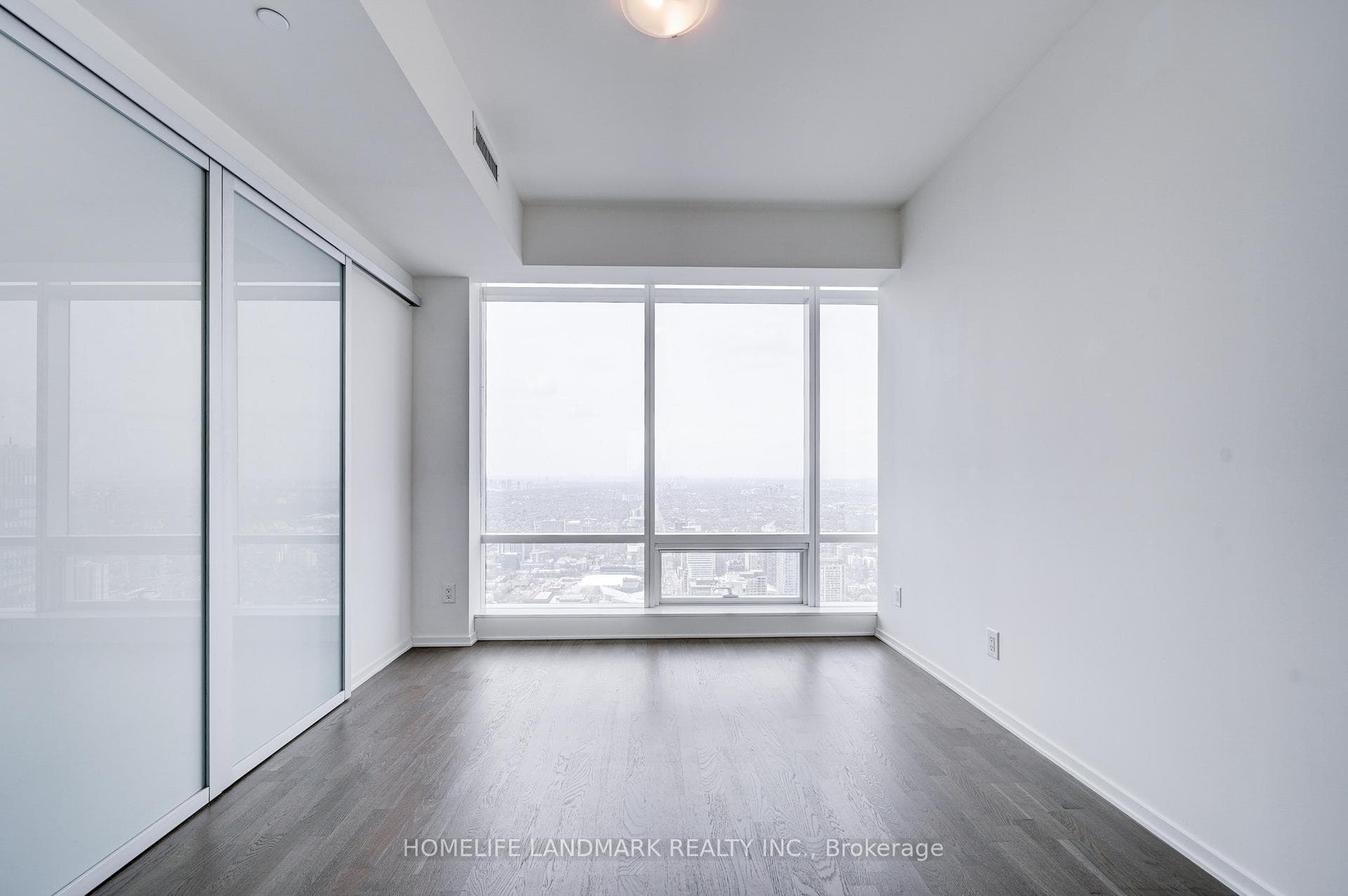 1 Bloor Street Unit 6108 photo 28