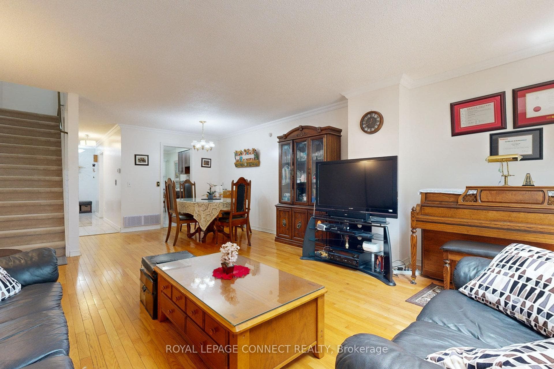 56 Greenleaf Terrace photo 13