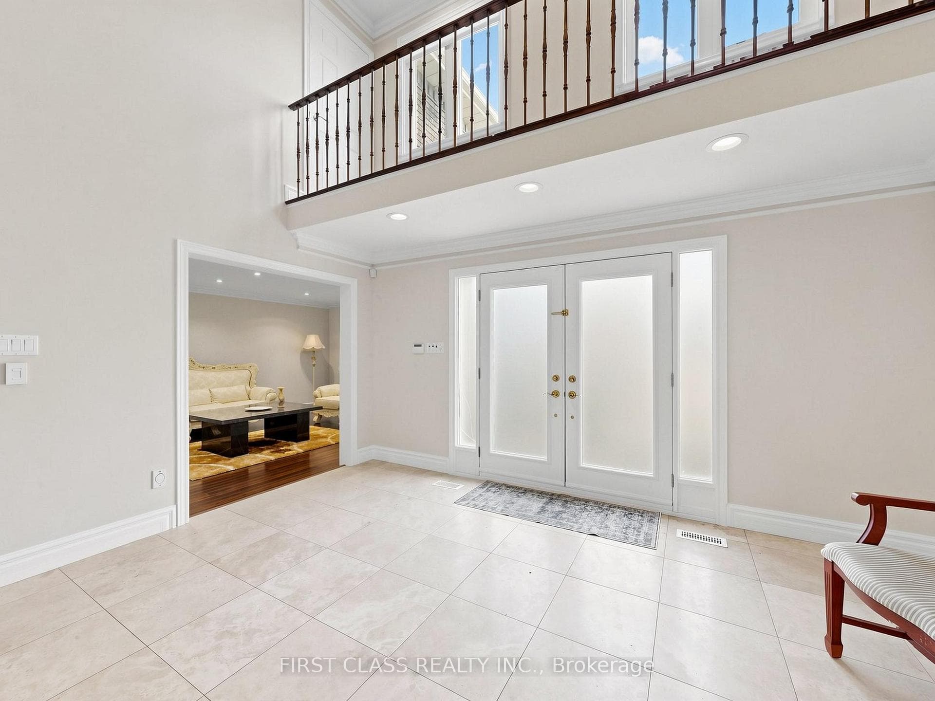 9 Westpoint Court photo 3