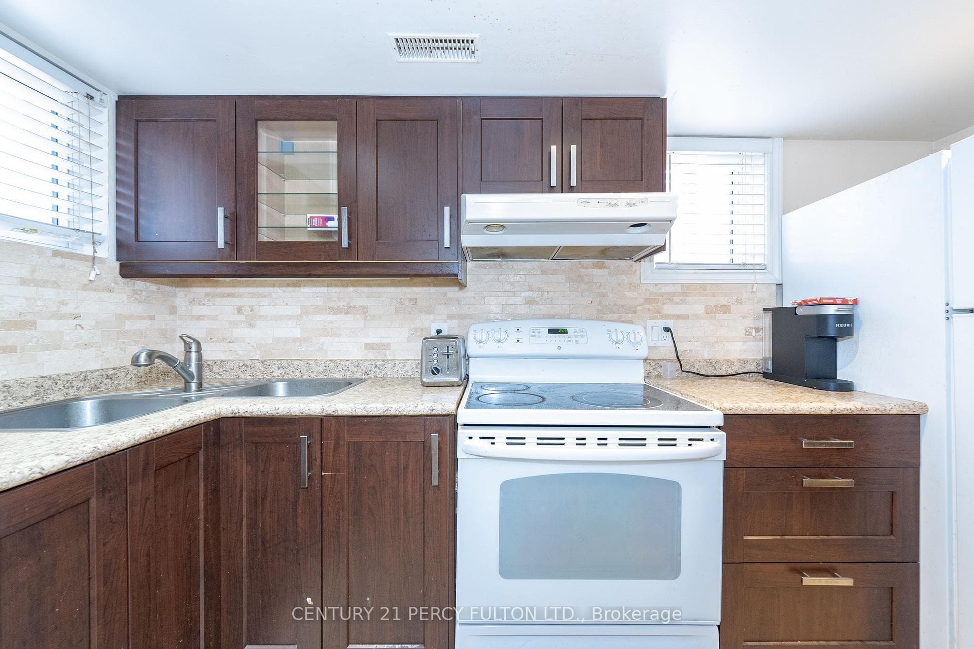 61 Cordella Avenue photo 36