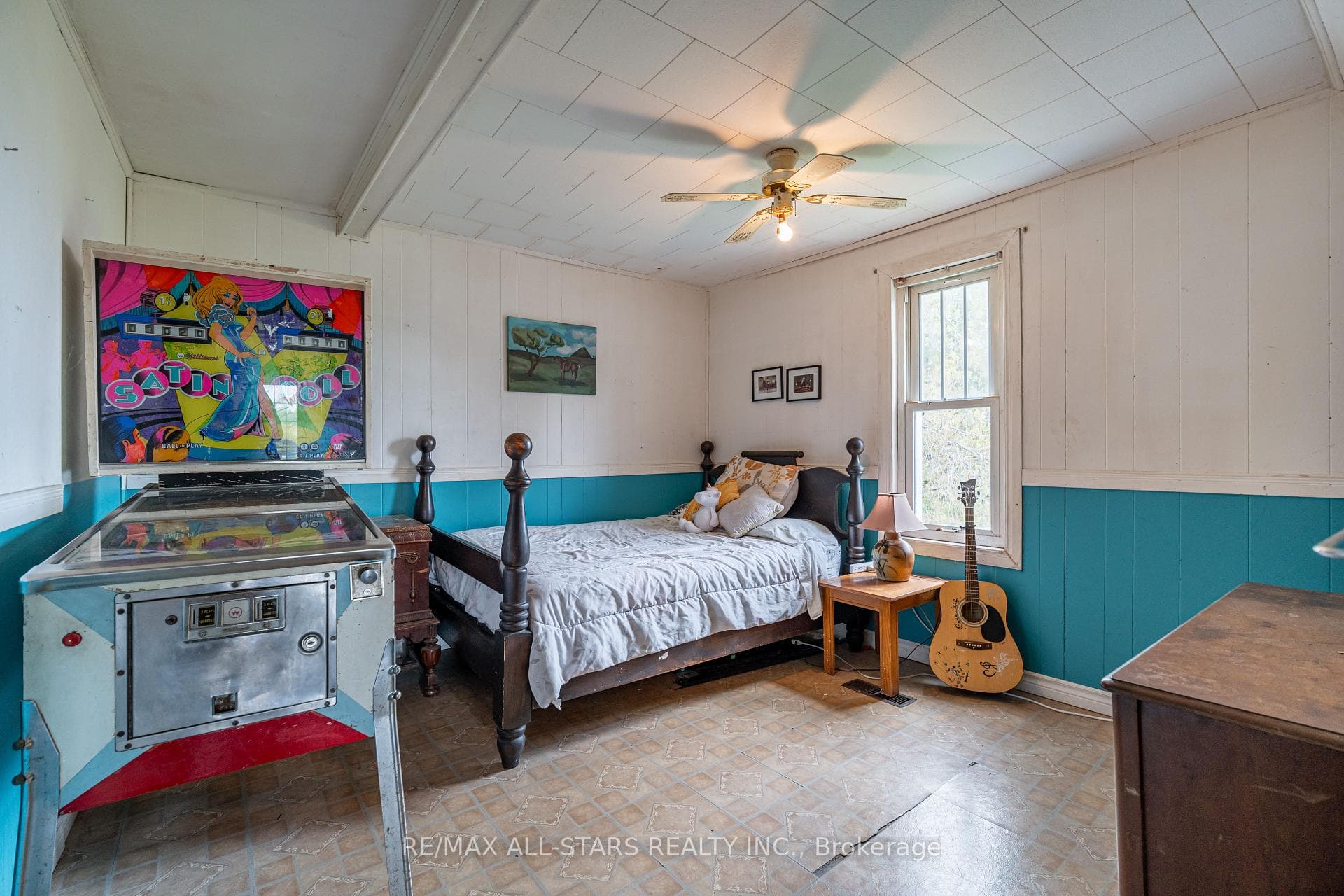 583 Peace Road photo 12