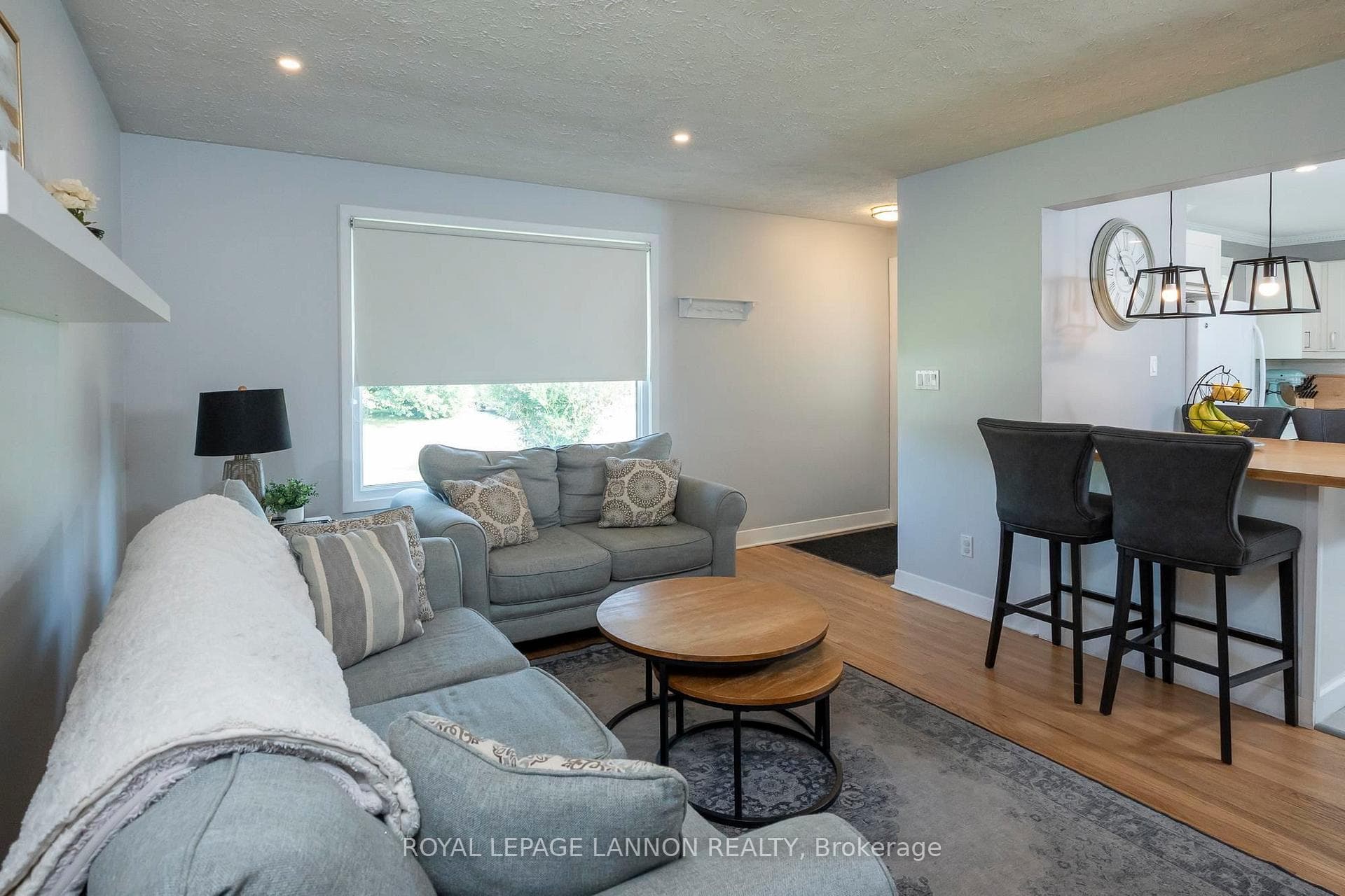 131 Maplewood Street photo 4