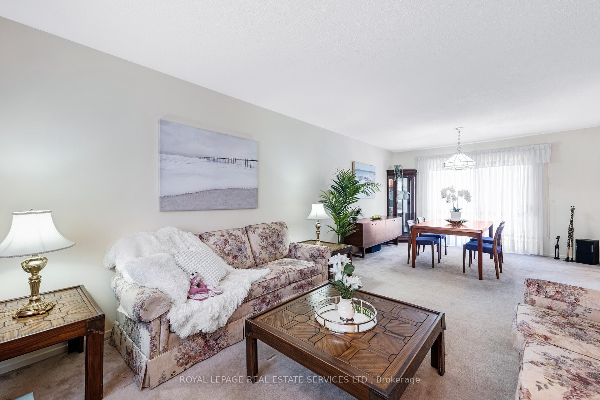679 Demaris Court photo 13