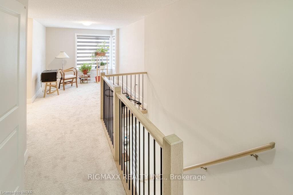 2104 Evans Boulevard photo 6