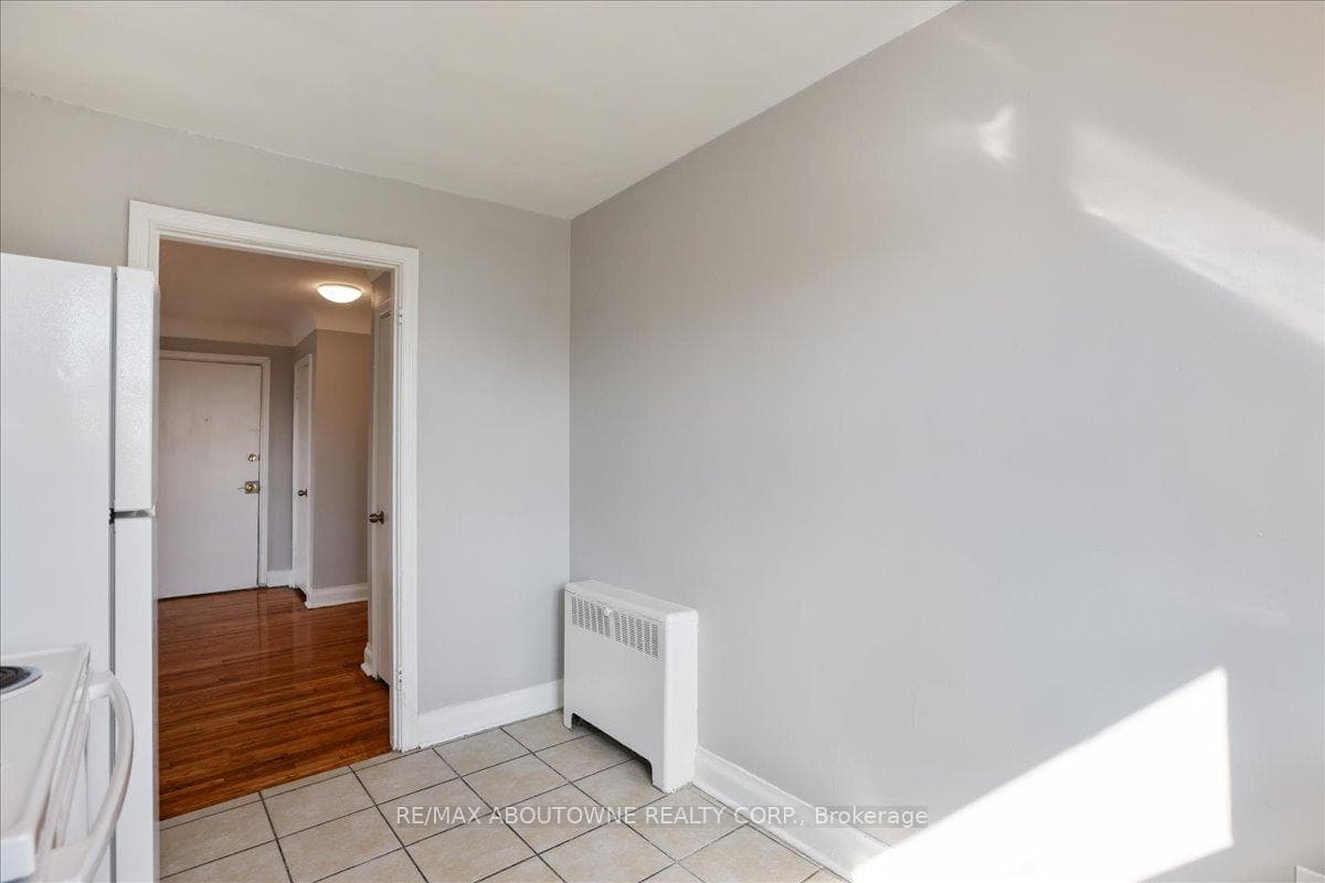 1031 Churchill Avenue Unit 5 photo 12