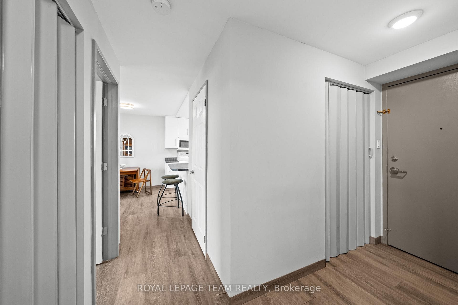 1440 Heron Road Unit 611 photo 8