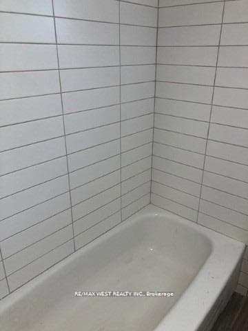 54 Codsell Avenue Unit Basement photo 8