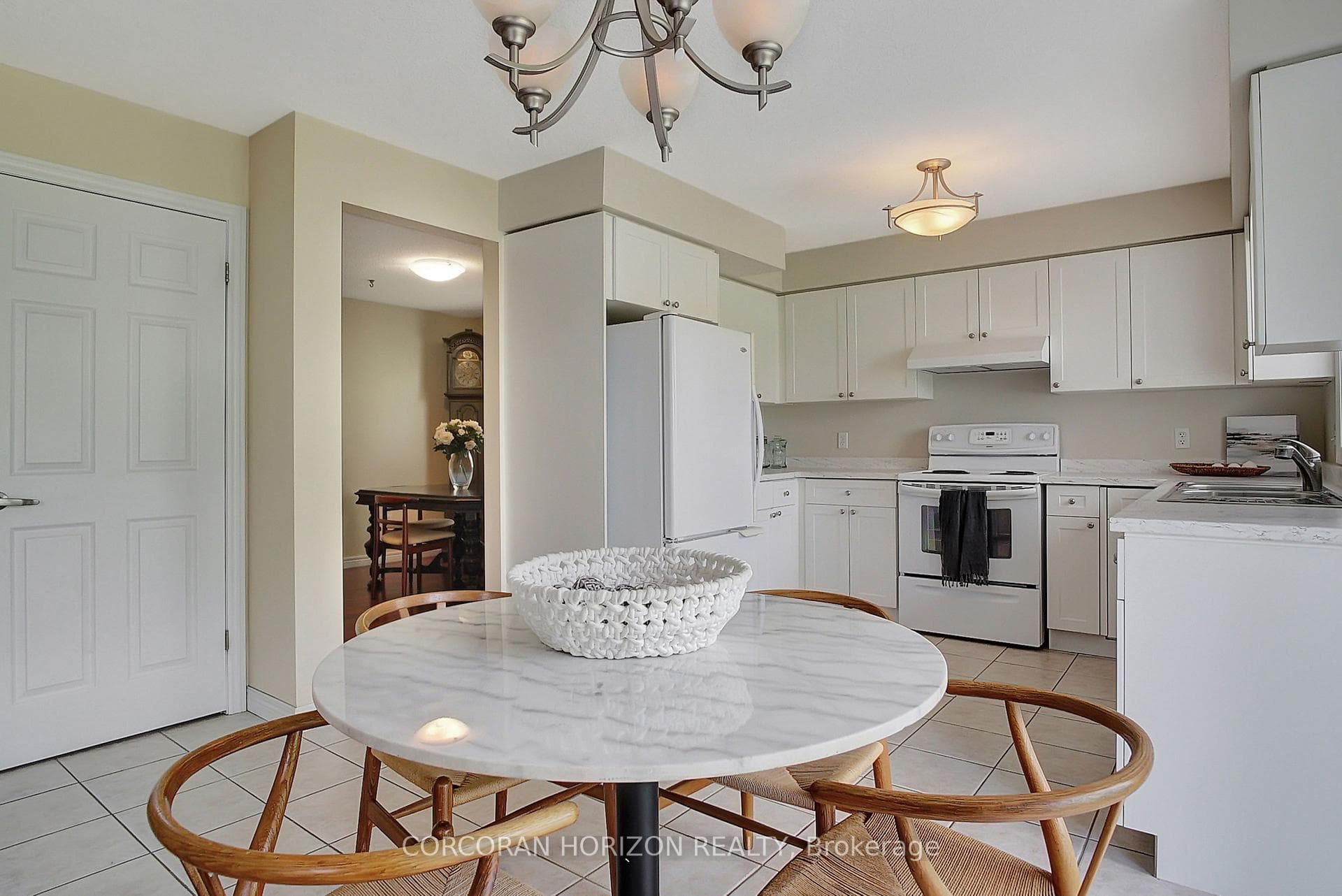 127 Rush Meadow Street photo 14