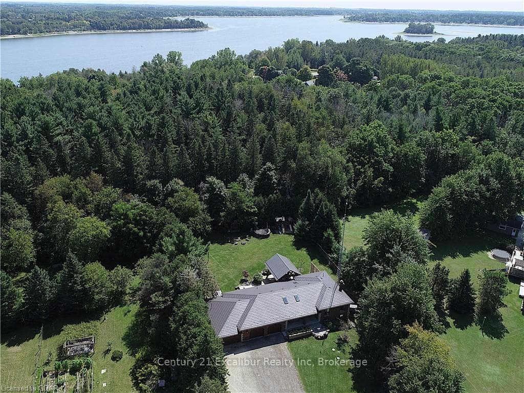 8445 WELLINGTON ROAD 19 Road photo 1