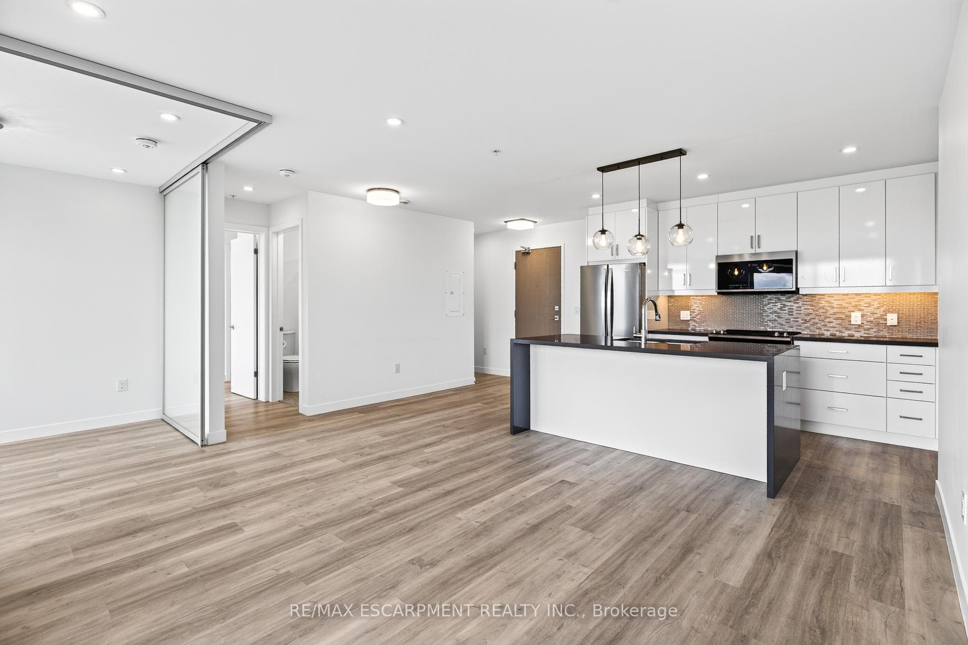479 Charlton Avenue Unit 506 photo 6