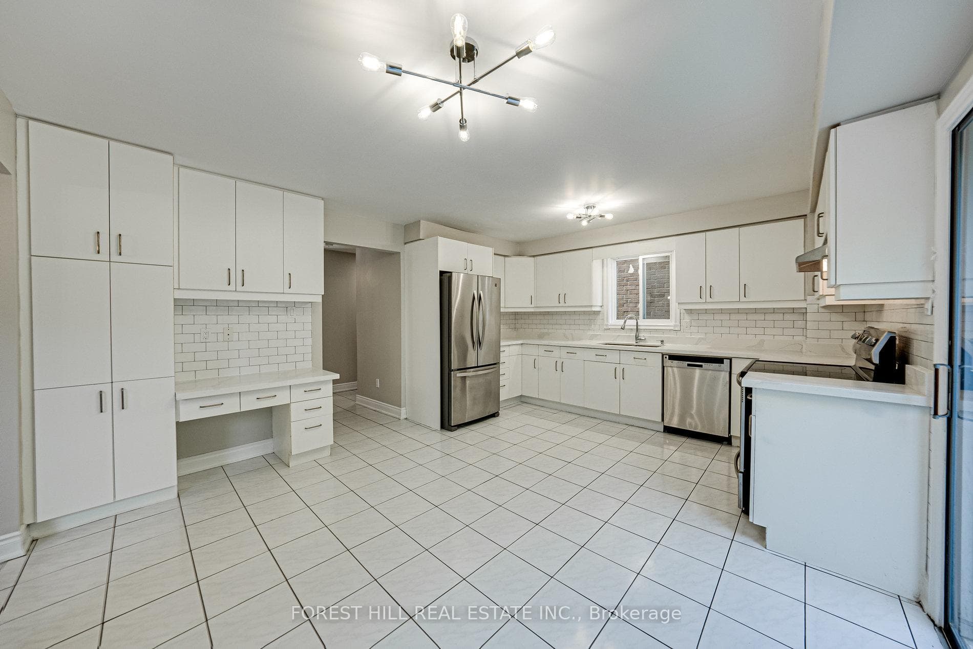 300 Conley Street photo 12