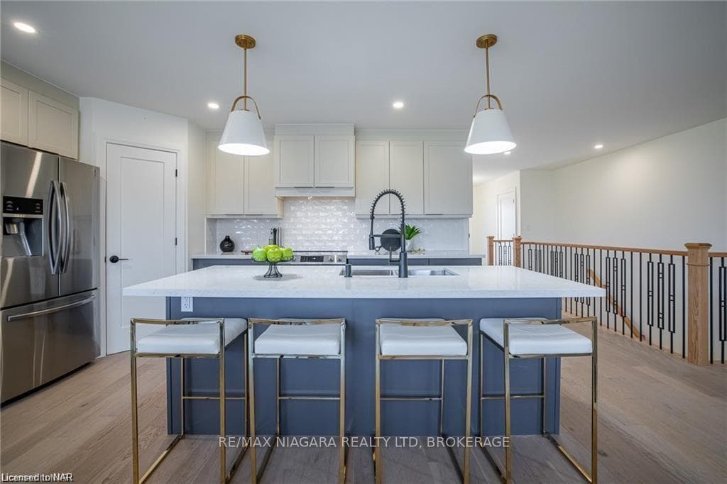 735 CRESCENT Road photo 7