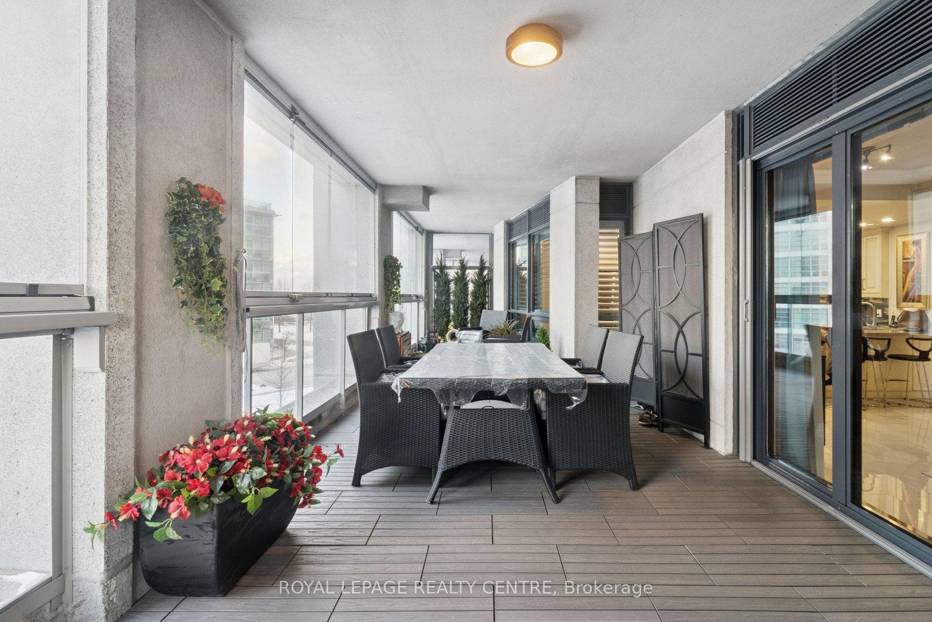 2095 Lake Shore Boulevard Unit 220 photo 28