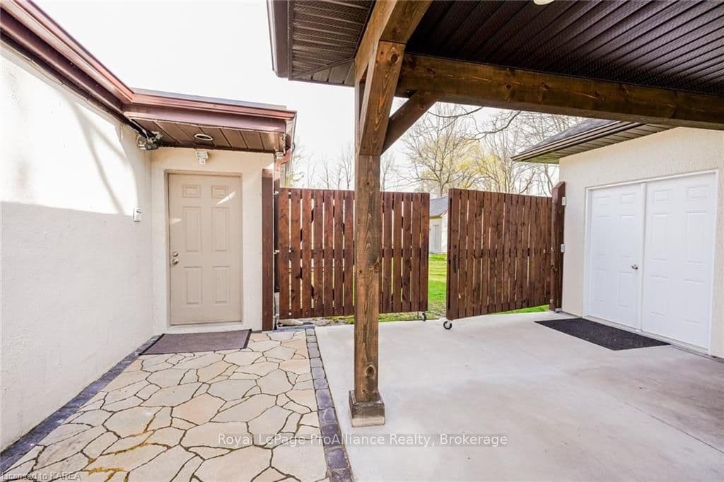 1212 HIGHWAY 2 N/A photo 46