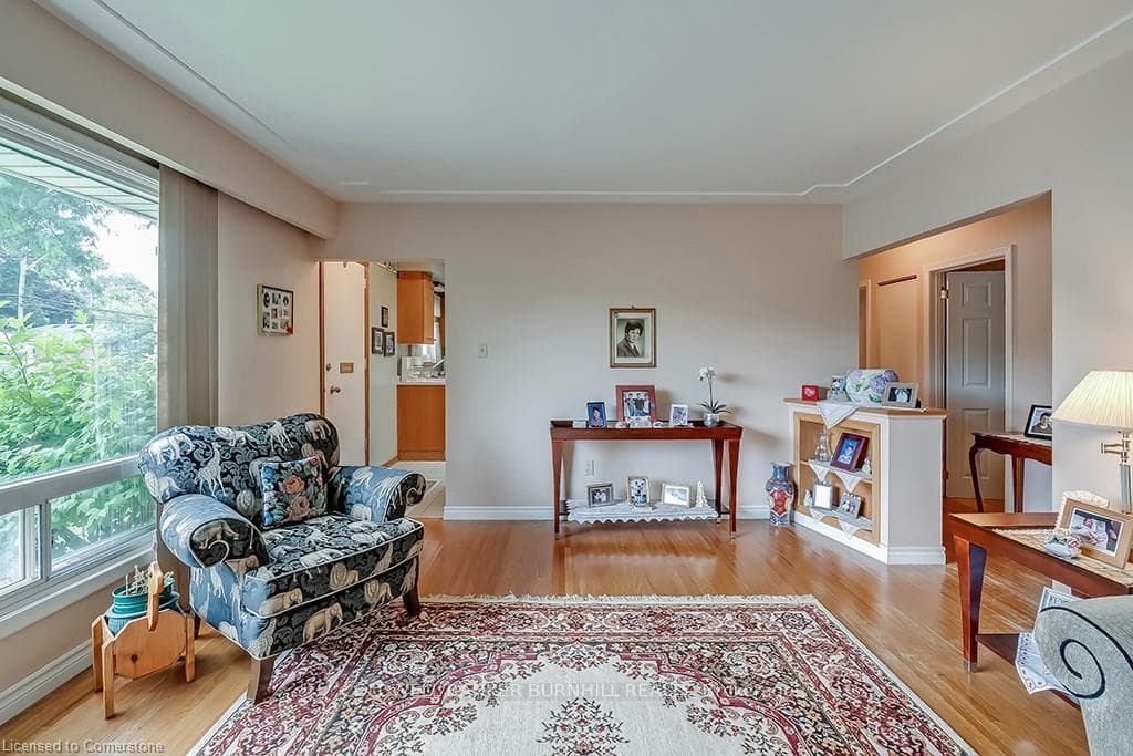 290 Upper Paradise Road photo 8