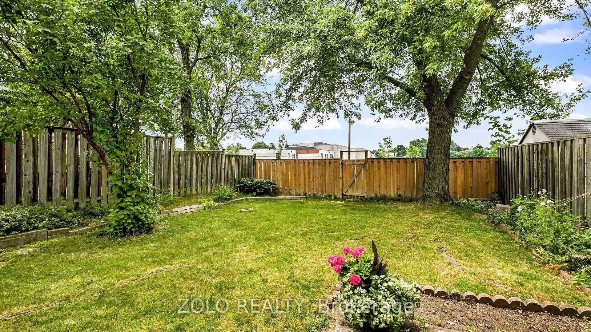 39 Jacobs Square photo 37