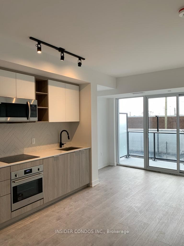 36 Zorra Street Unit 203 photo 4