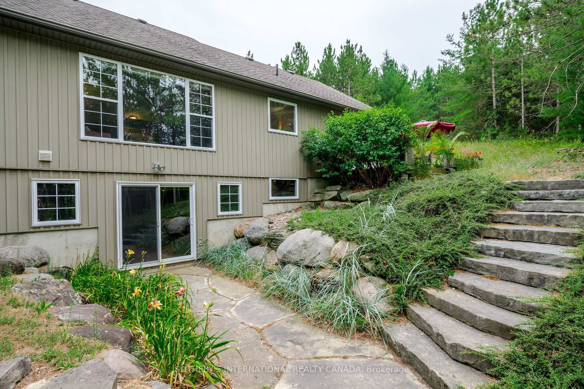 72 Campbell Road photo 34