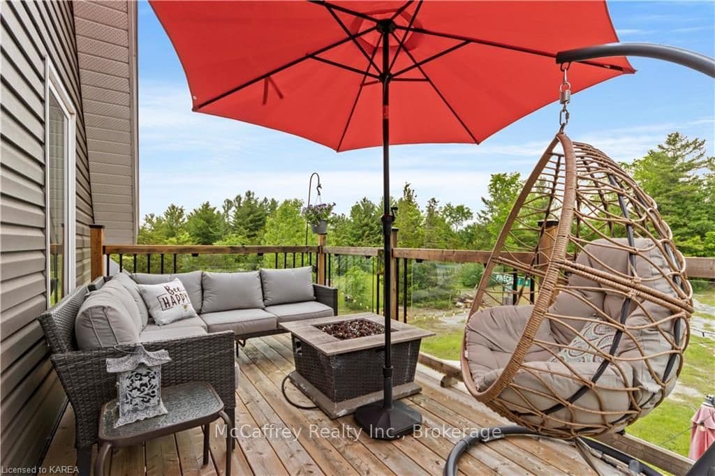 137 PINECREST Road photo 40