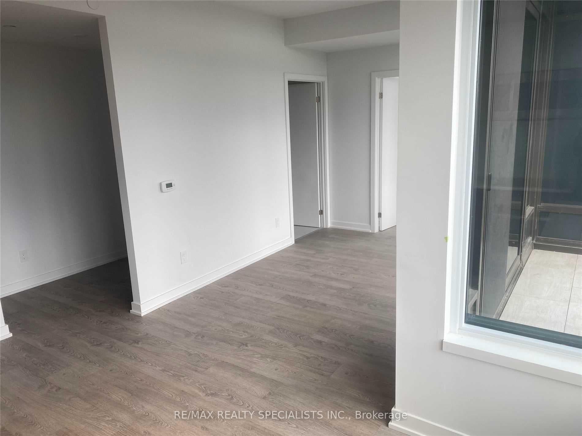1926 LAKESHORE Boulevard Unit 1215 photo 5