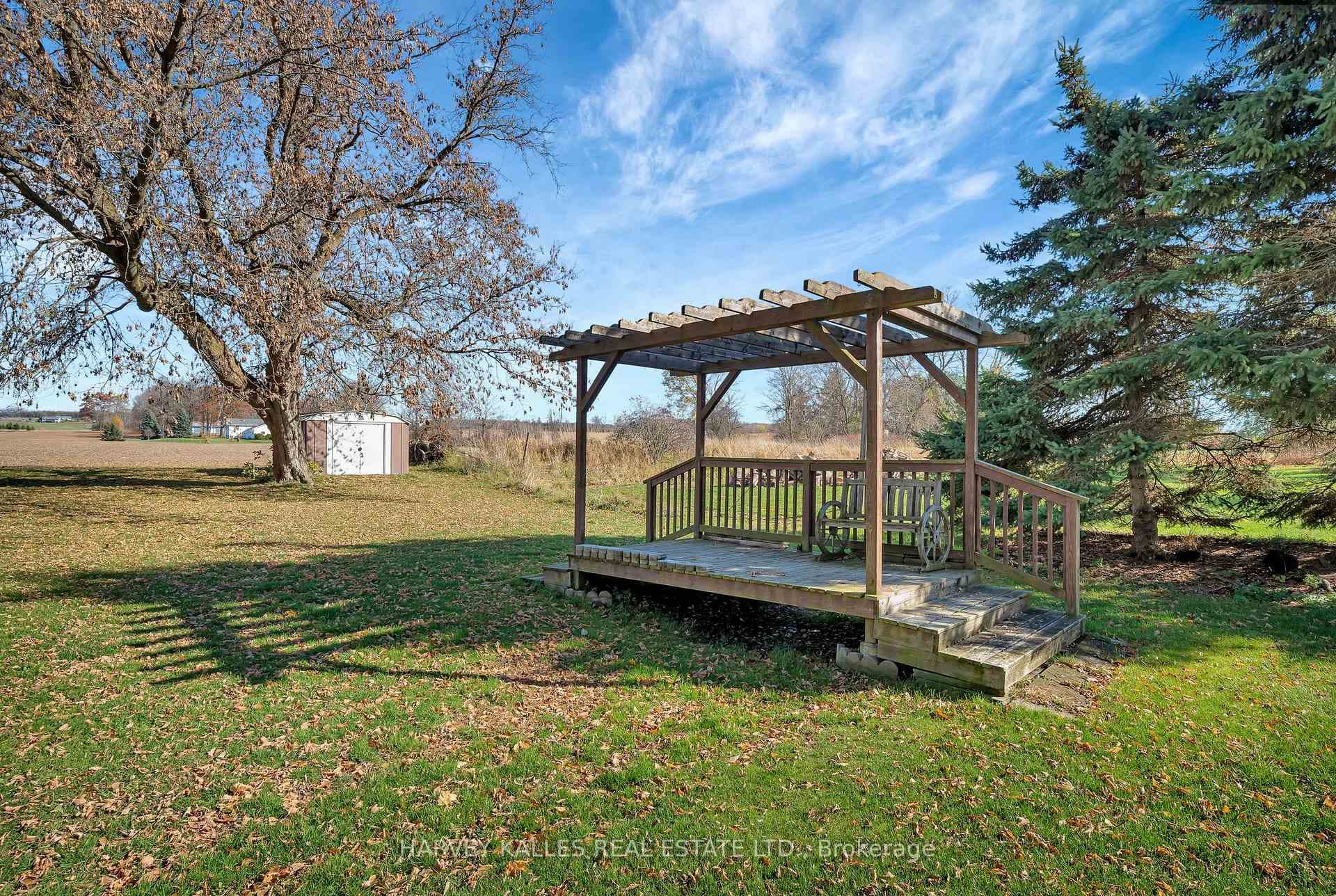 1075 County Rd 10 Road photo 21