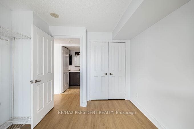 80 Western Battery Road Unit 1010 photo 29