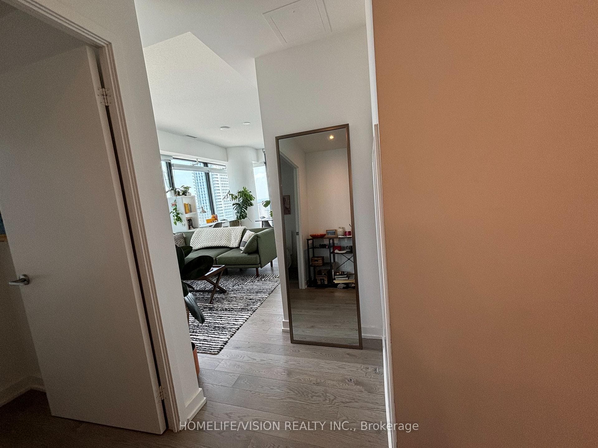 25 Richmond Street Unit 3302 photo 13