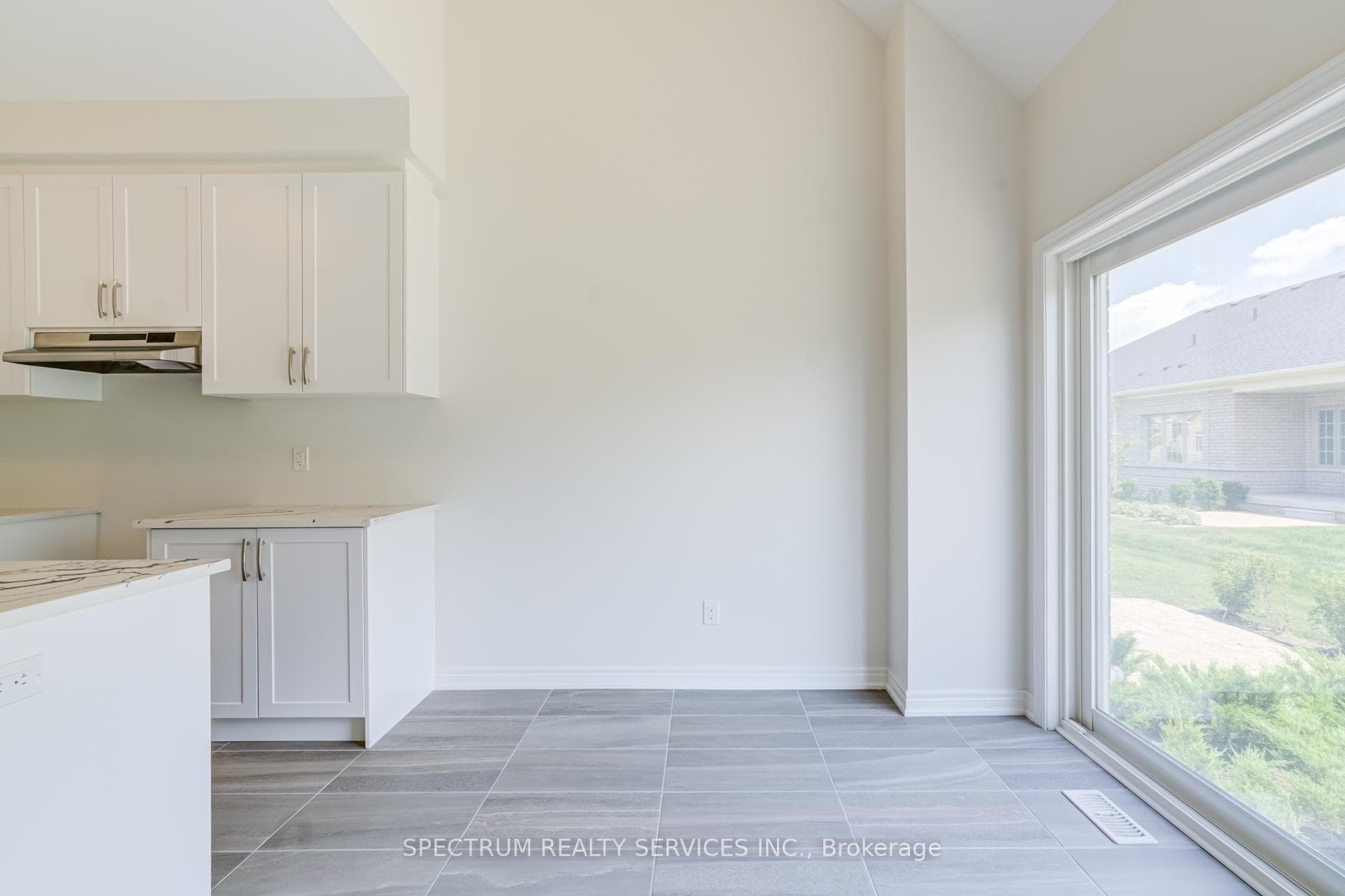 77 Muzzo Drive photo 28