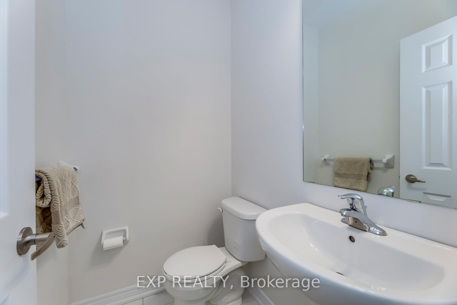 166 Deerpath Drive Unit 46 photo 16