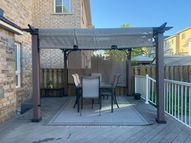 33 Mansbridge Crescent photo 19