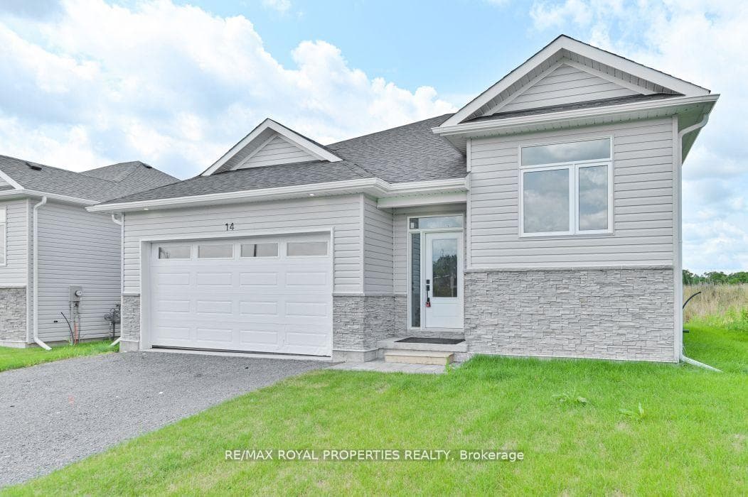 14 Summit Crescent photo 2