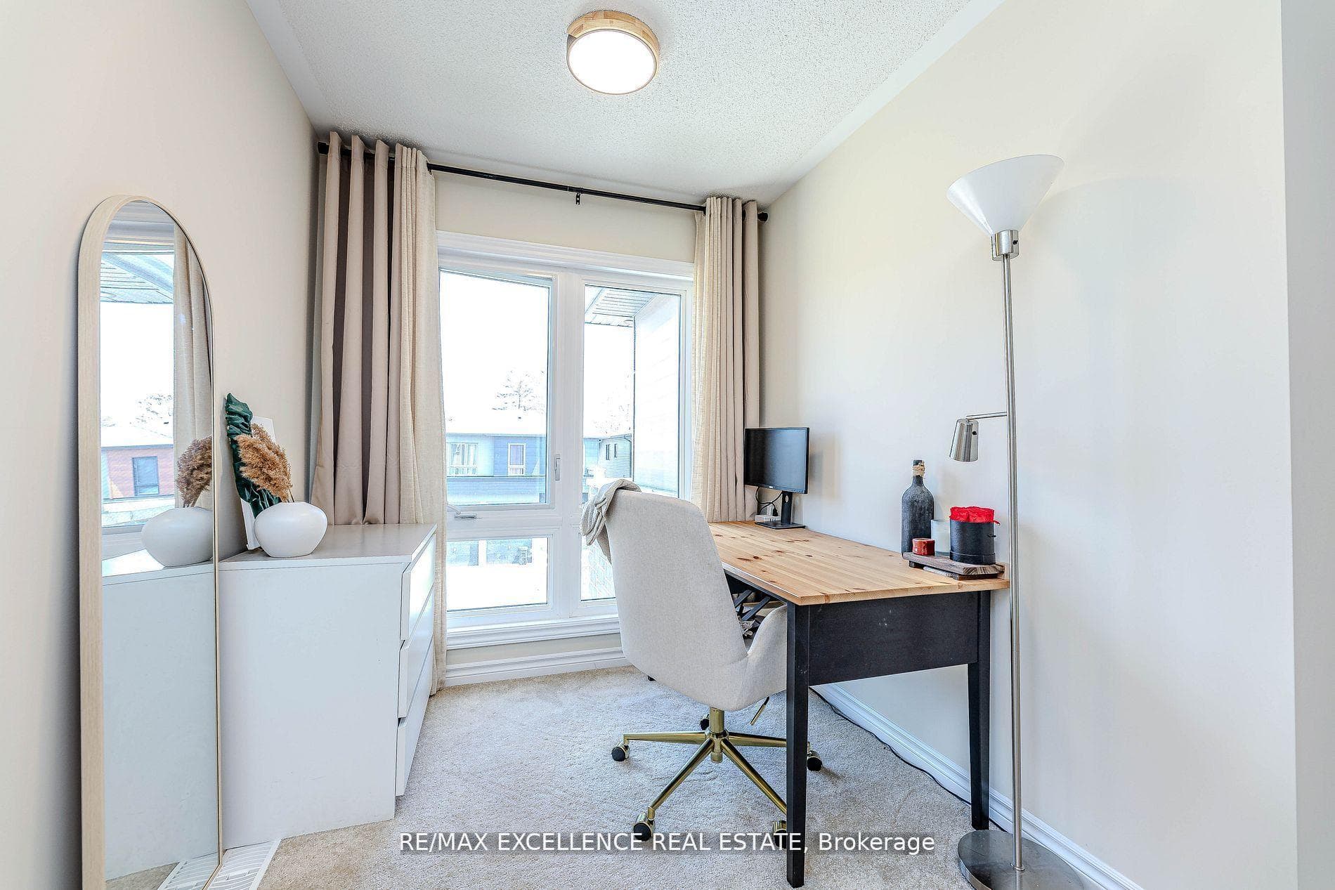 80 Berkely Street photo 34