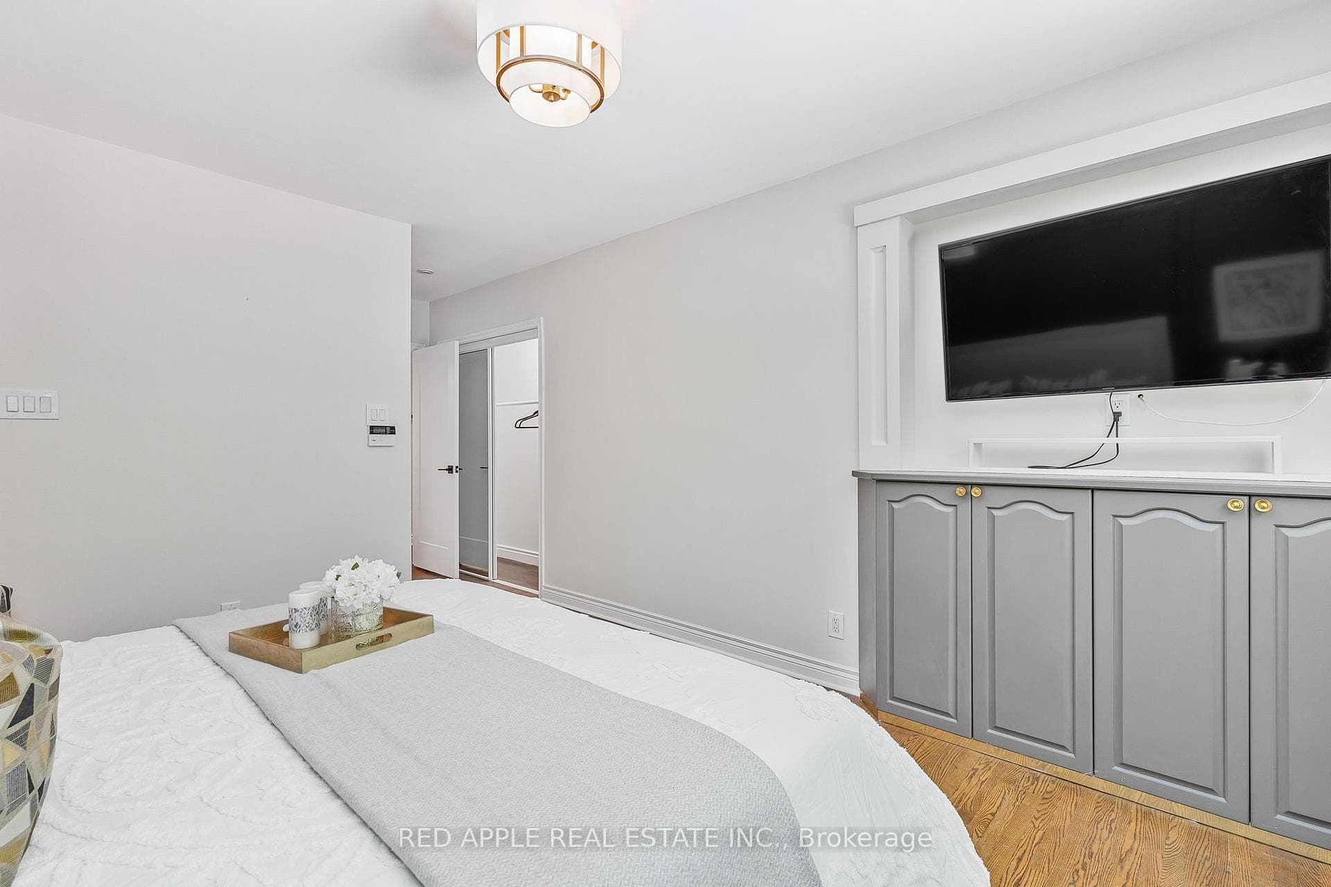 40 Delair Crescent photo 24