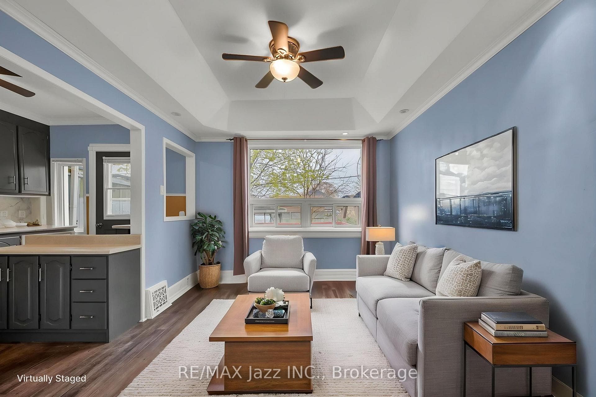 636 Carnegie Avenue photo 9