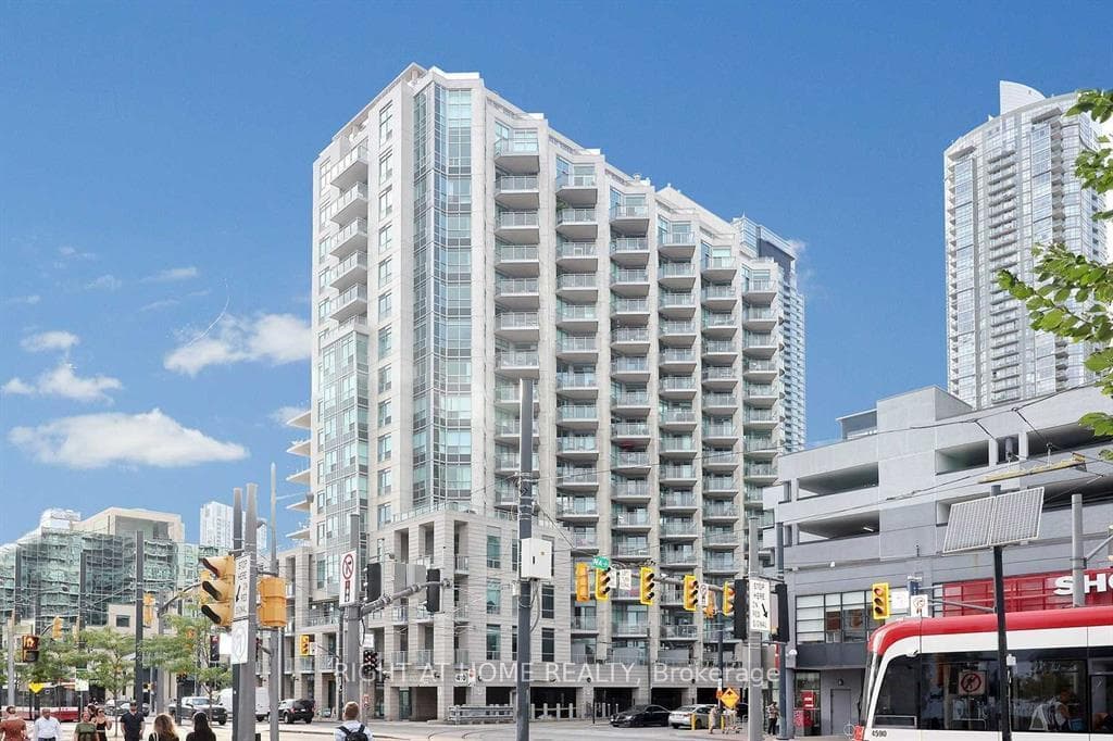 410 Queens Quay Unit 910 photo 30