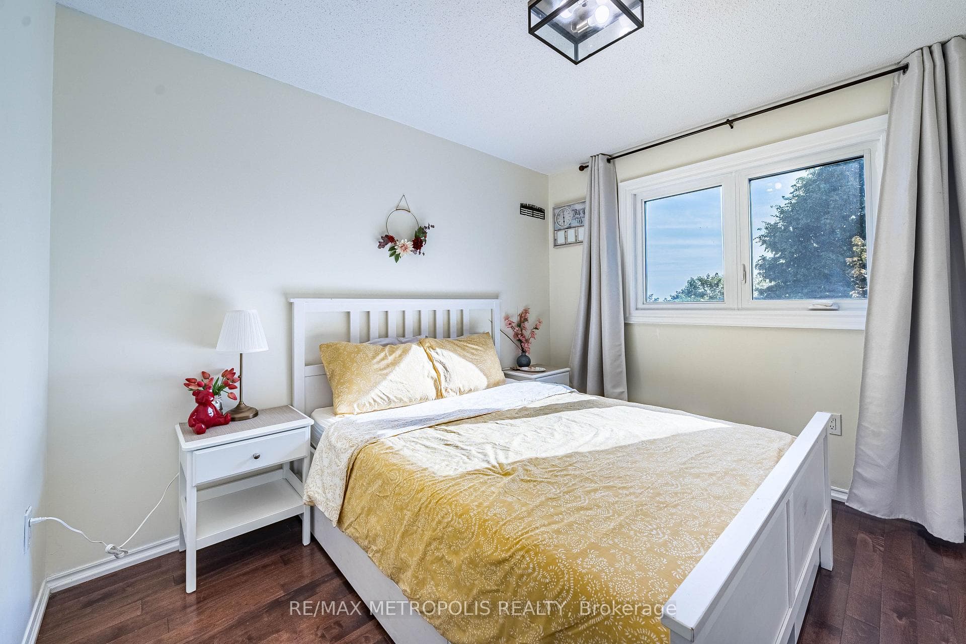 22 Mayflower Street Unit Upper photo 11
