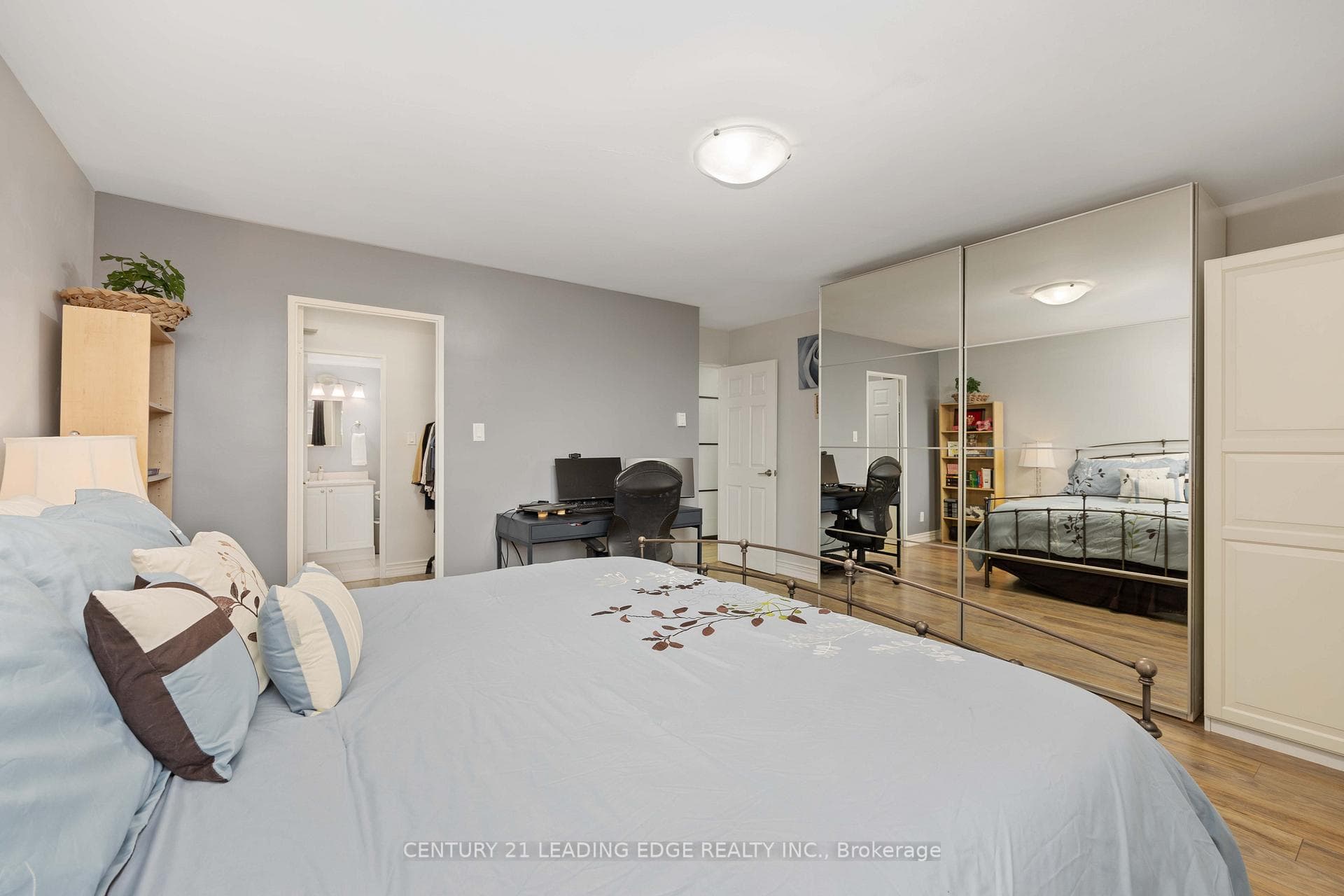 20 Gilder Drive Unit 202 photo 30