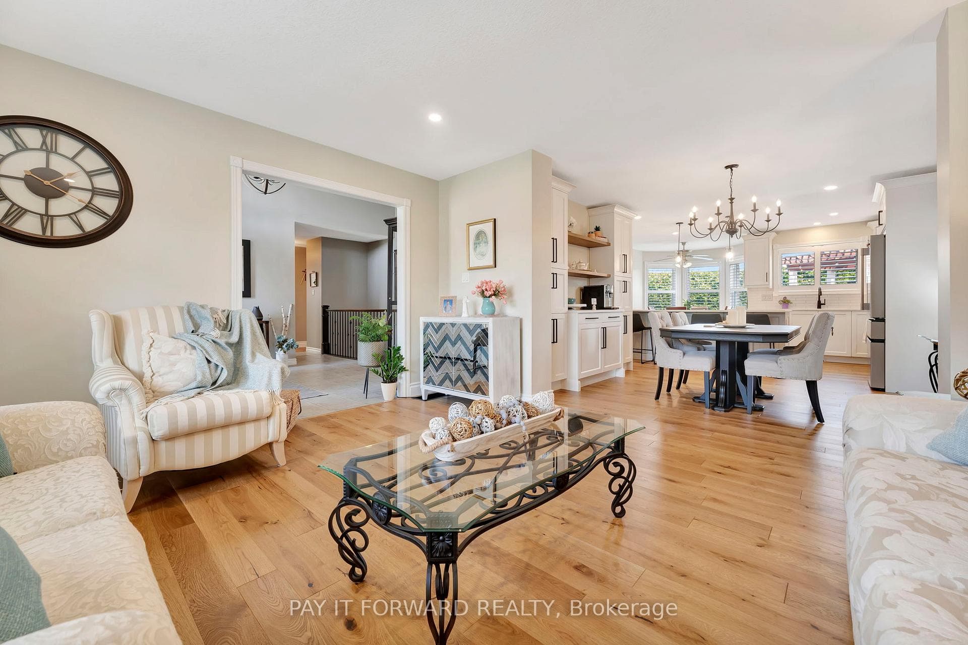 70 Beckett Drive photo 2