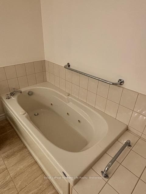 155 Timmins Street Unit 114 photo 35