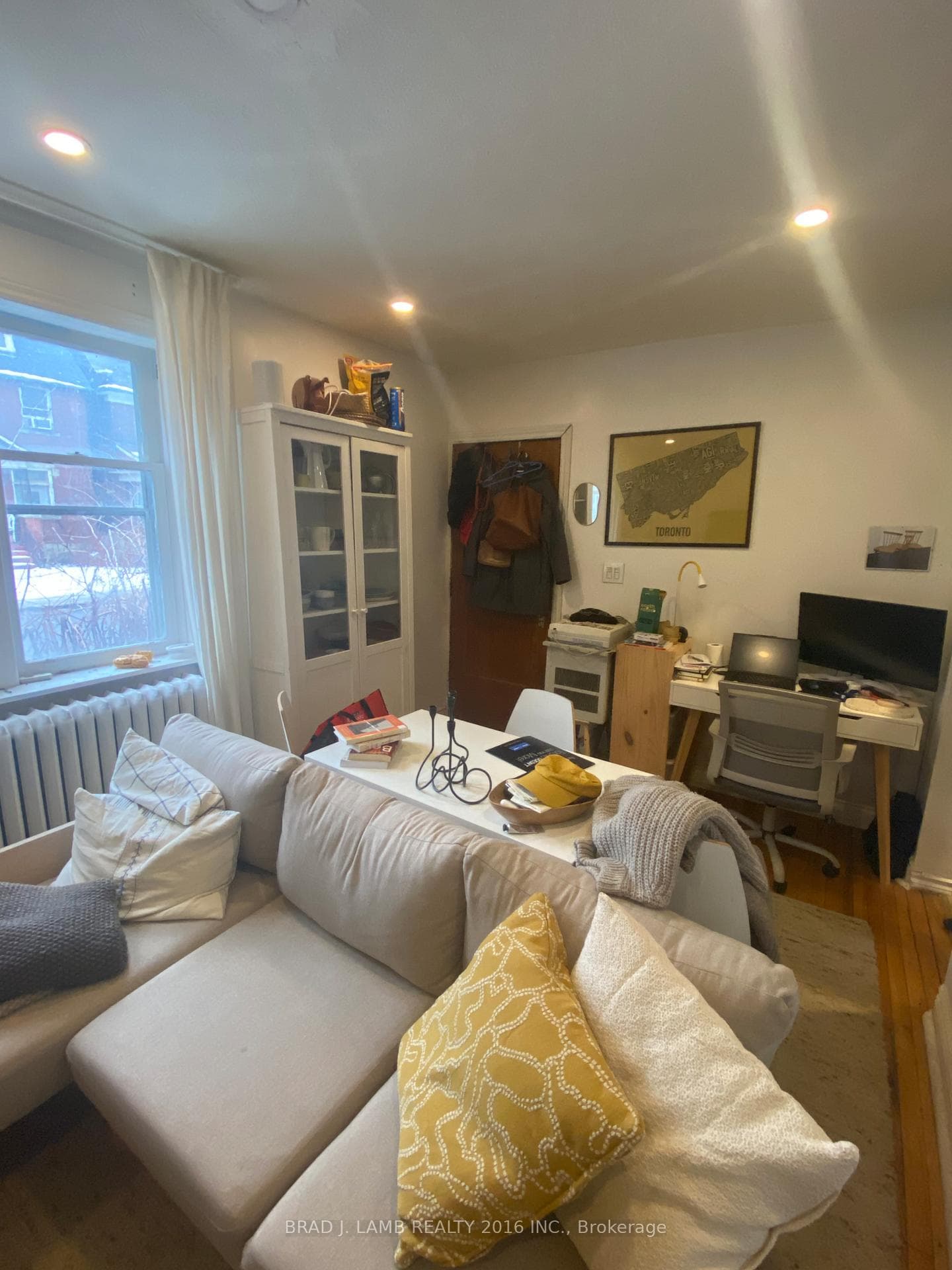 28 Springhurst Avenue Unit 1 photo 3