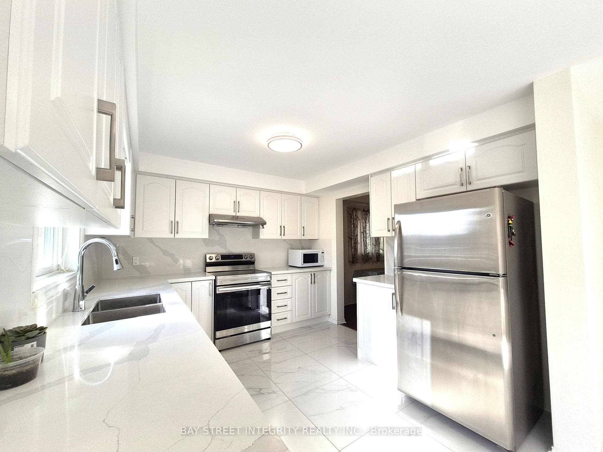 5132 Guildwood Way photo 10