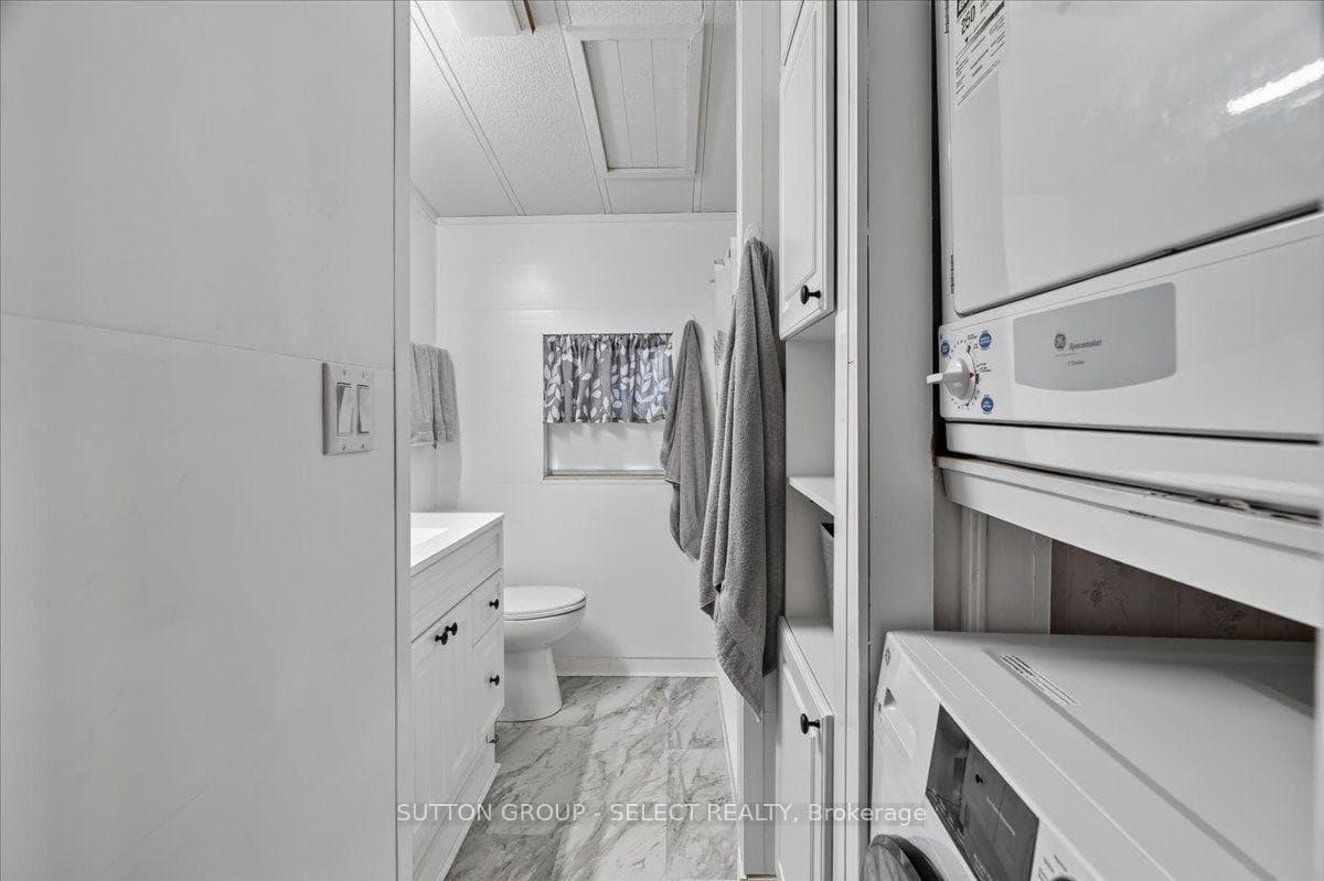 8685 Rock Glen Road Unit 405 photo 18