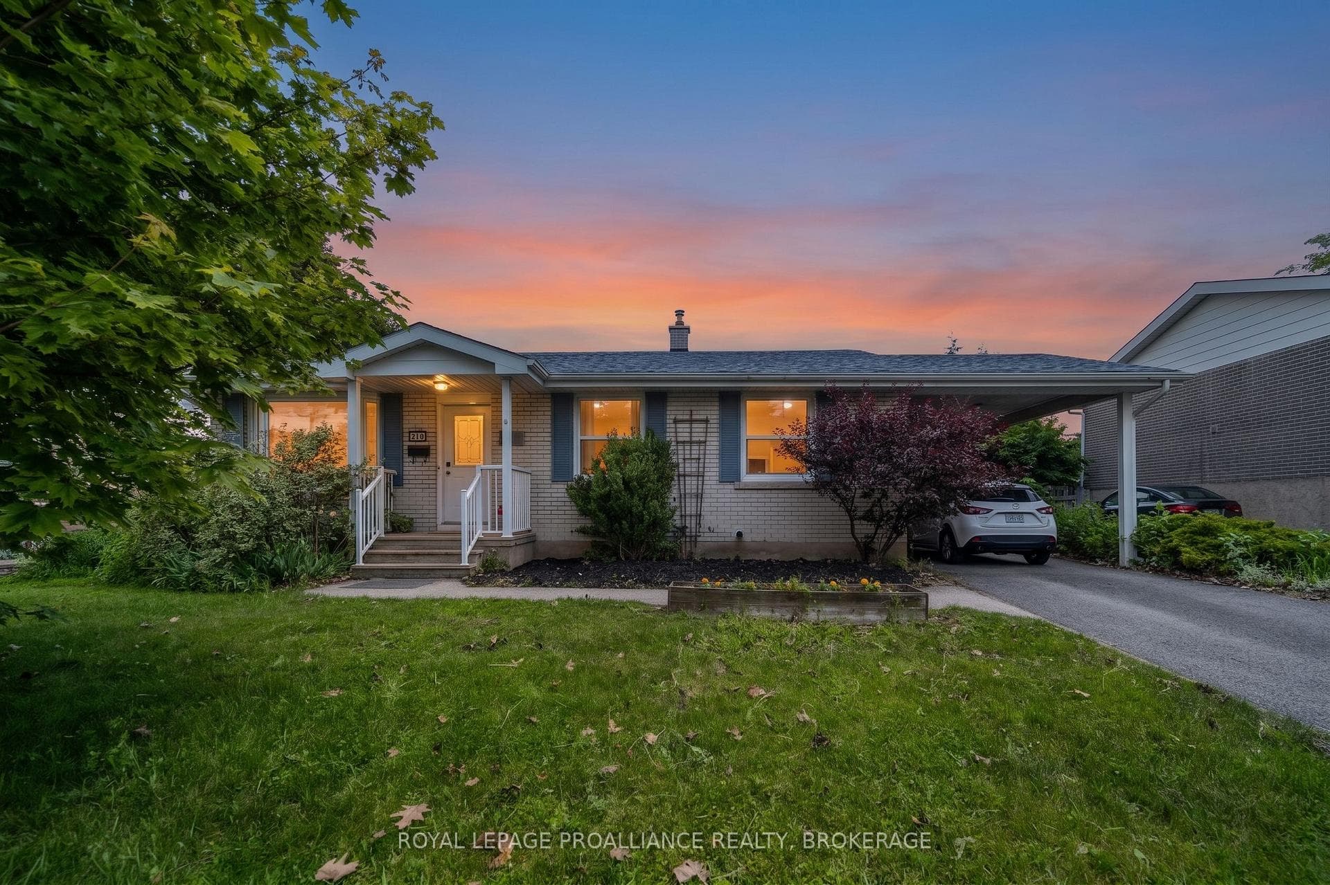 282 Glen Castle Road photo 1