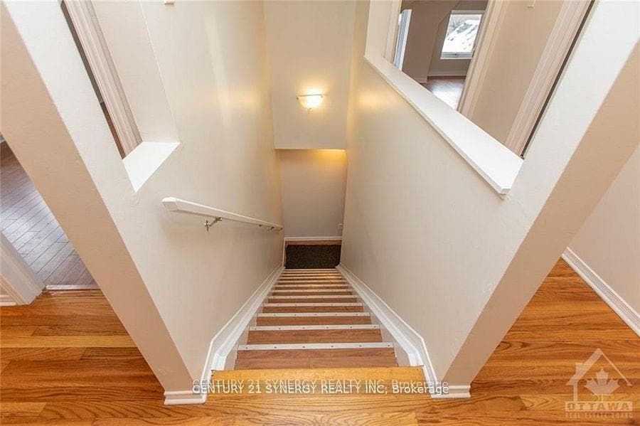 450 Maclaren Street Unit 10 photo 24