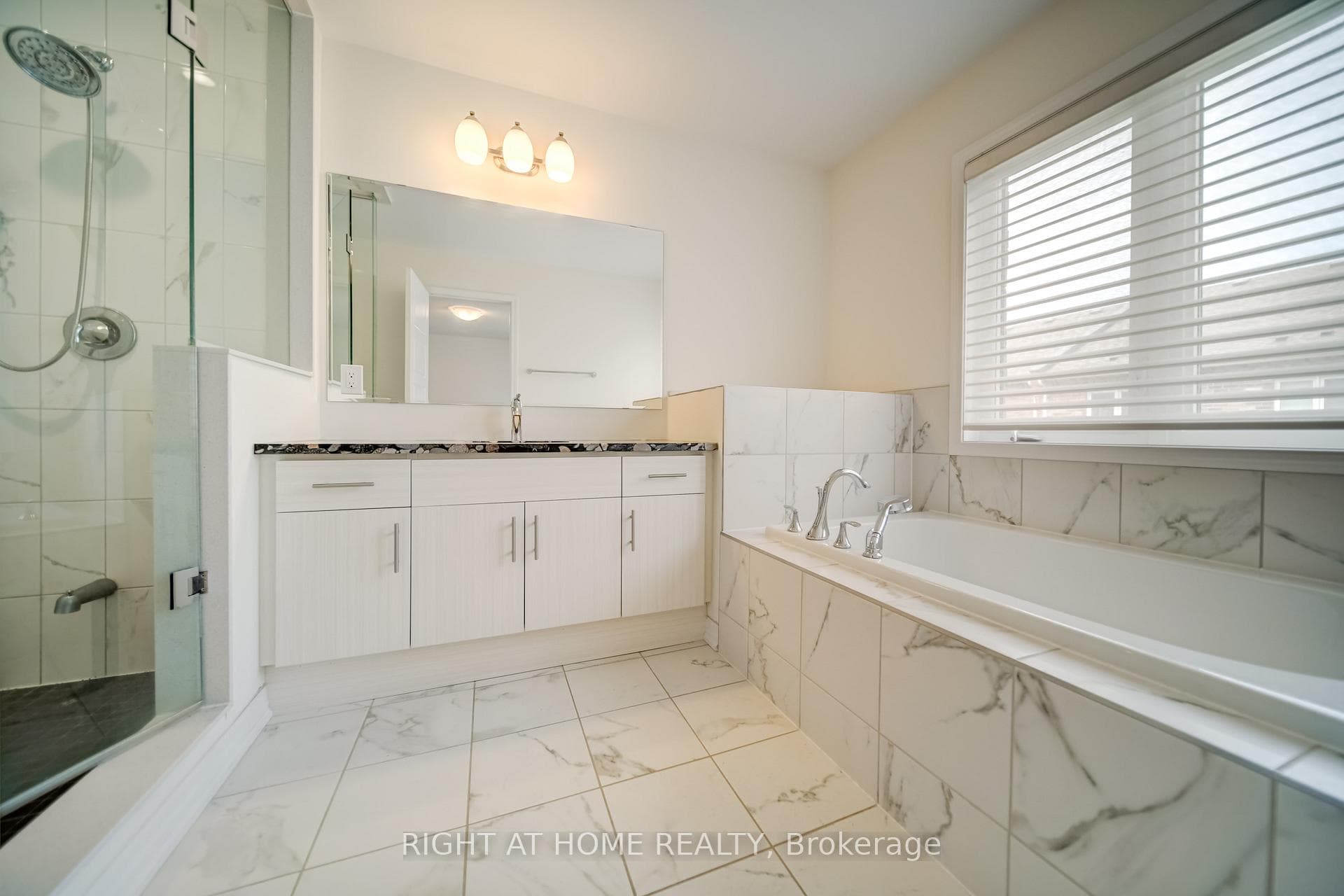 107 Orchardcroft Road photo 15