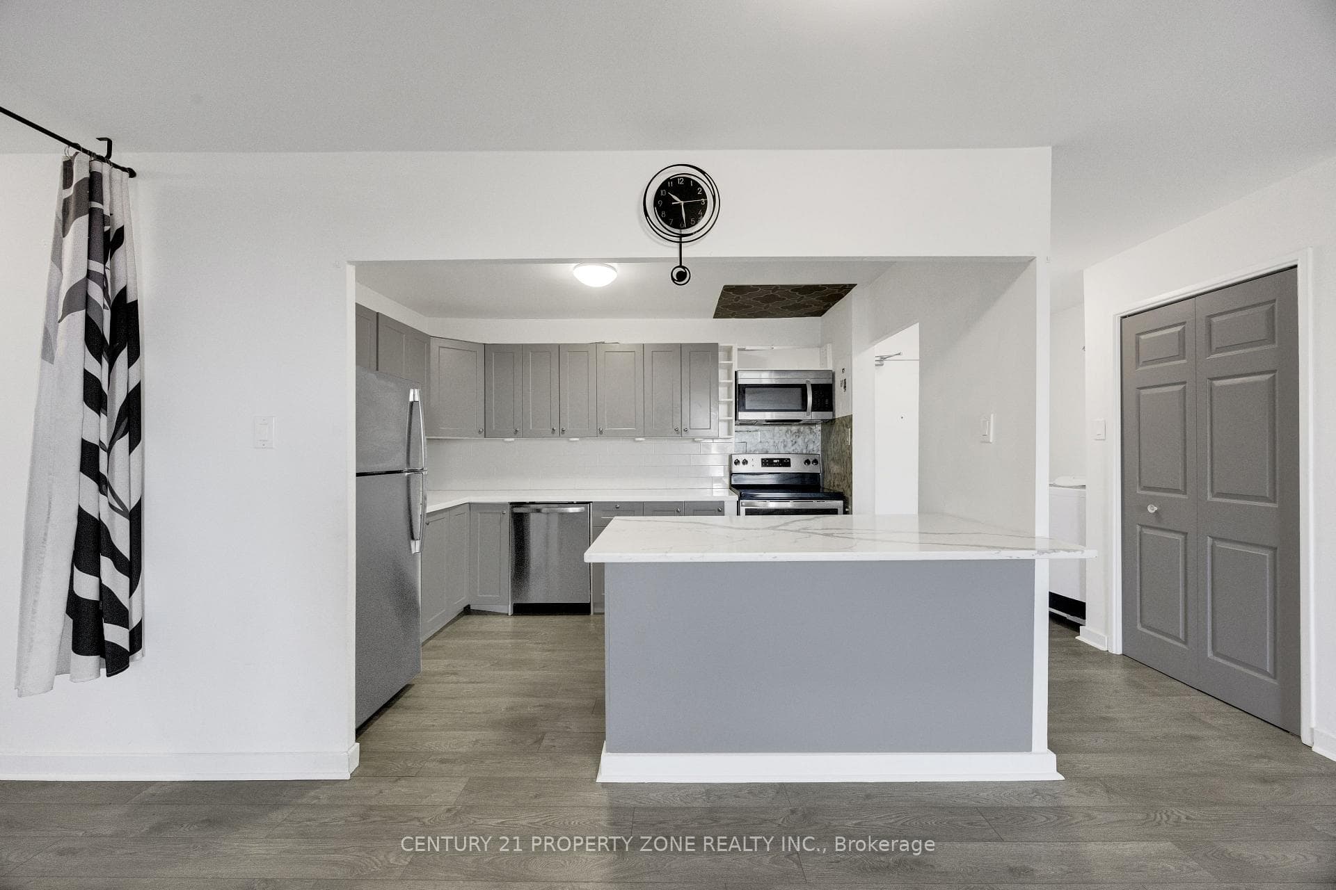 583 Mornington Avenue Unit 610 photo 10