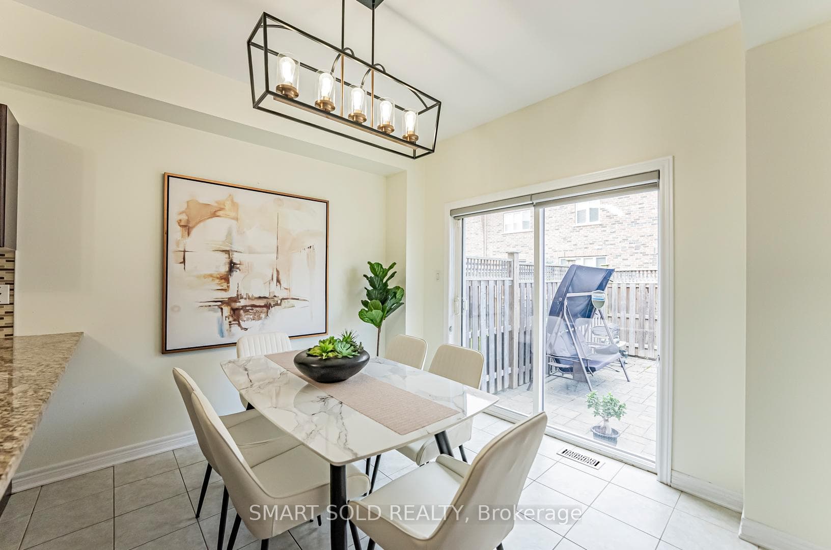 14 Greenspire Avenue photo 18