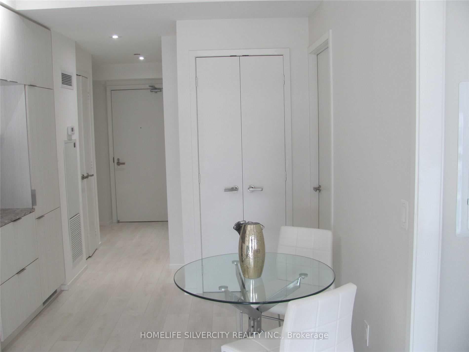 159 Dundas Street Unit 2602 photo 6