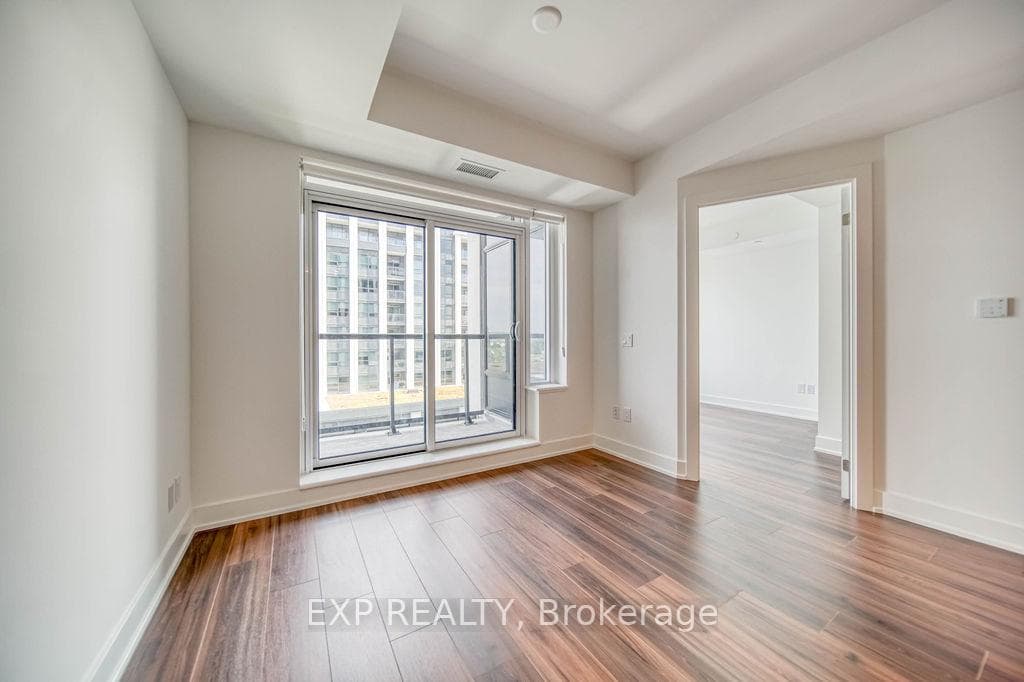 8 Cedarland Drive Unit 1601 photo 13
